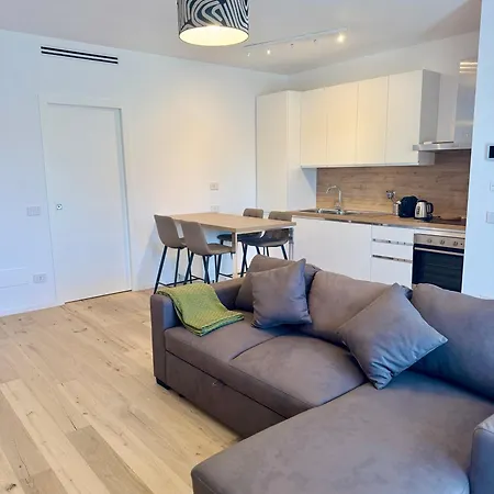 Maredore Apartman Bari