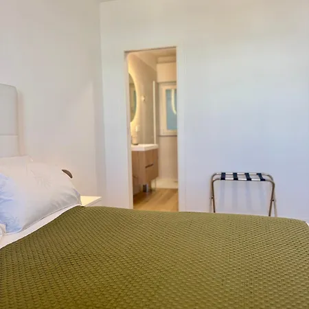 Maredore Apartment *